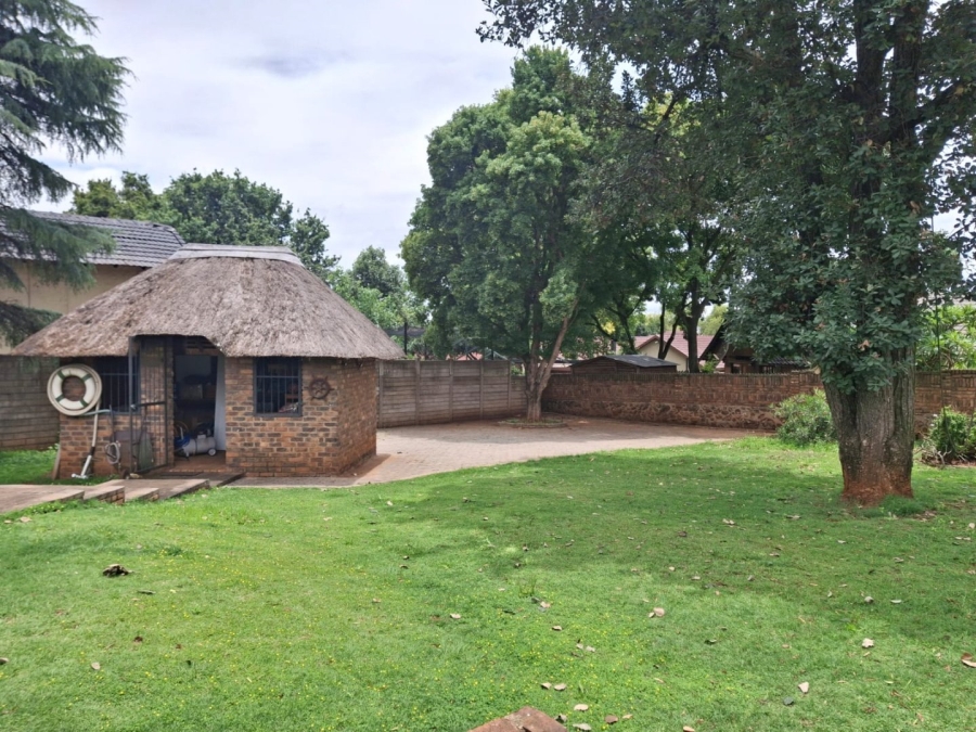 2 Bedroom Property for Sale in Eldoraigne Gauteng