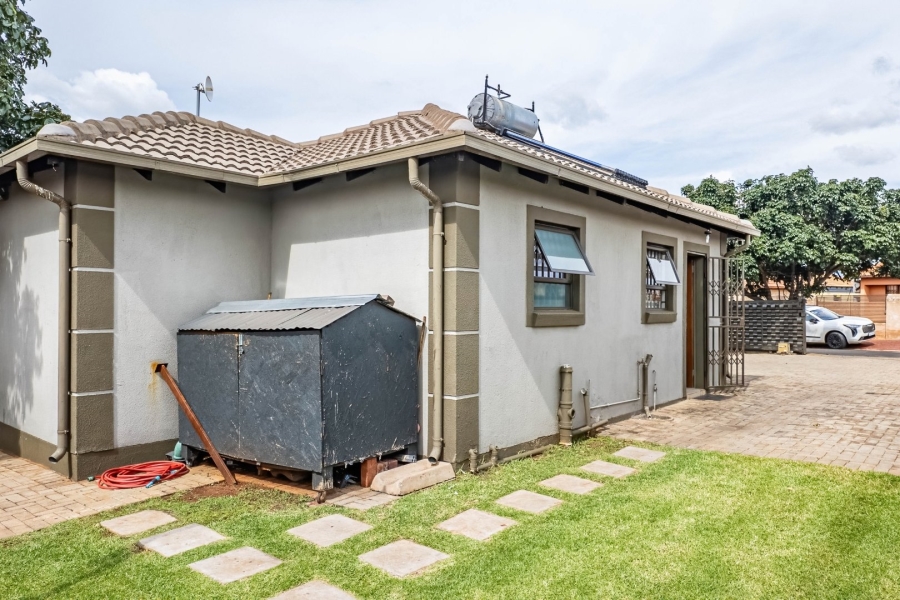 2 Bedroom Property for Sale in The Orchards Gauteng