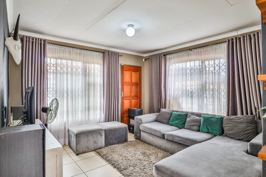 2 Bedroom Property for Sale in The Orchards Gauteng