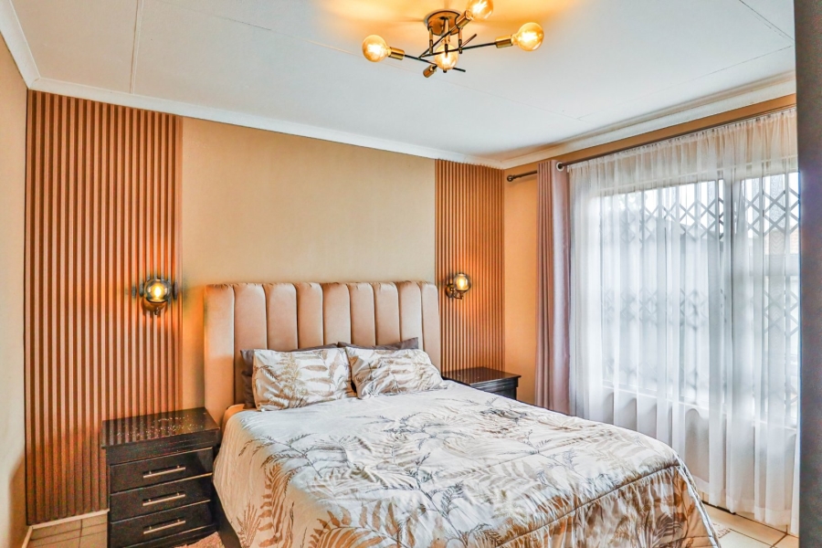 2 Bedroom Property for Sale in The Orchards Gauteng