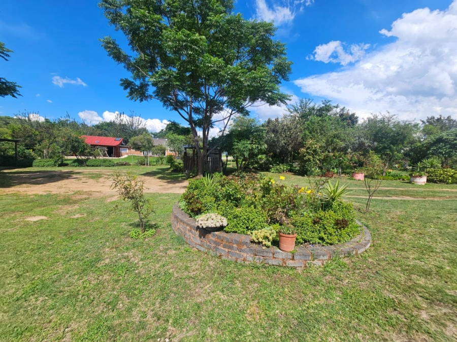  Bedroom Property for Sale in Laezonia Gauteng