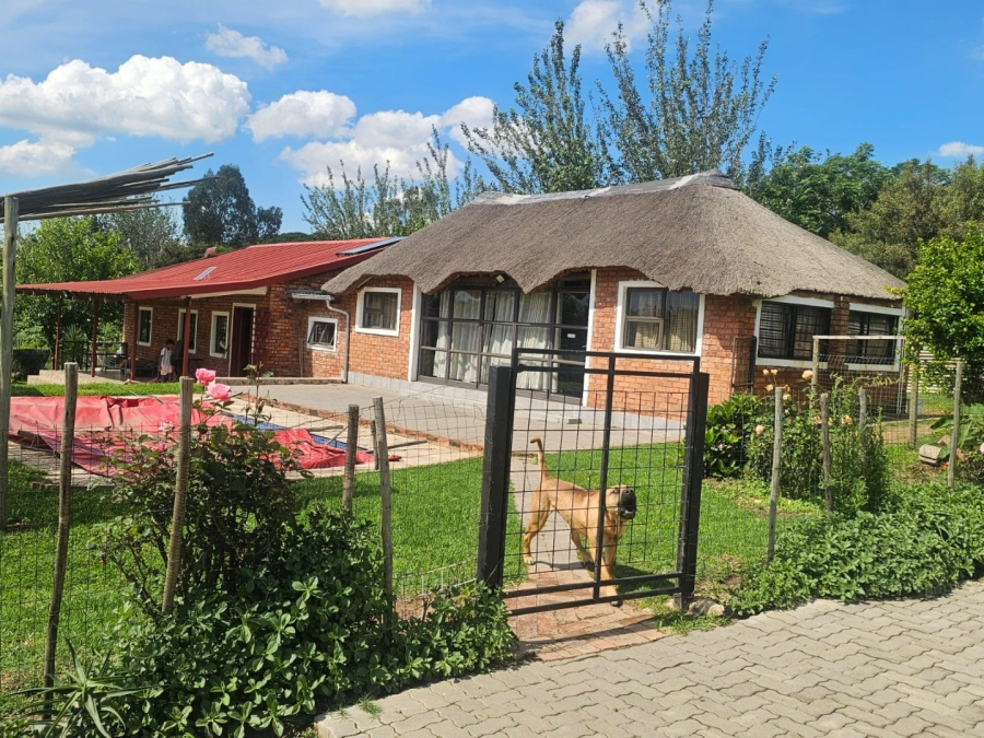  Bedroom Property for Sale in Laezonia Gauteng