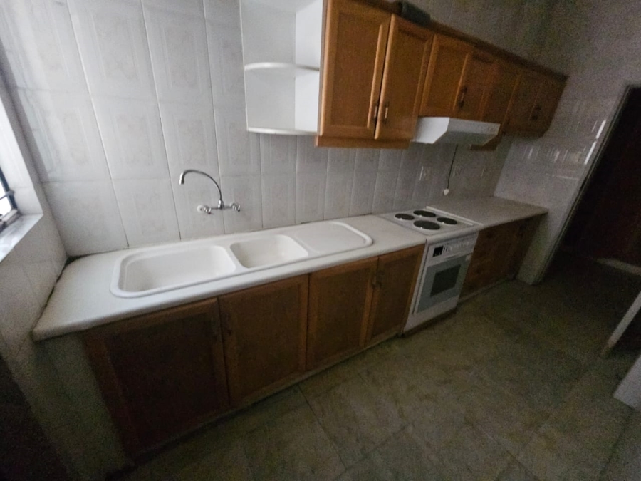 To Let commercial Property for Rent in Koedoespoort Industrial Gauteng