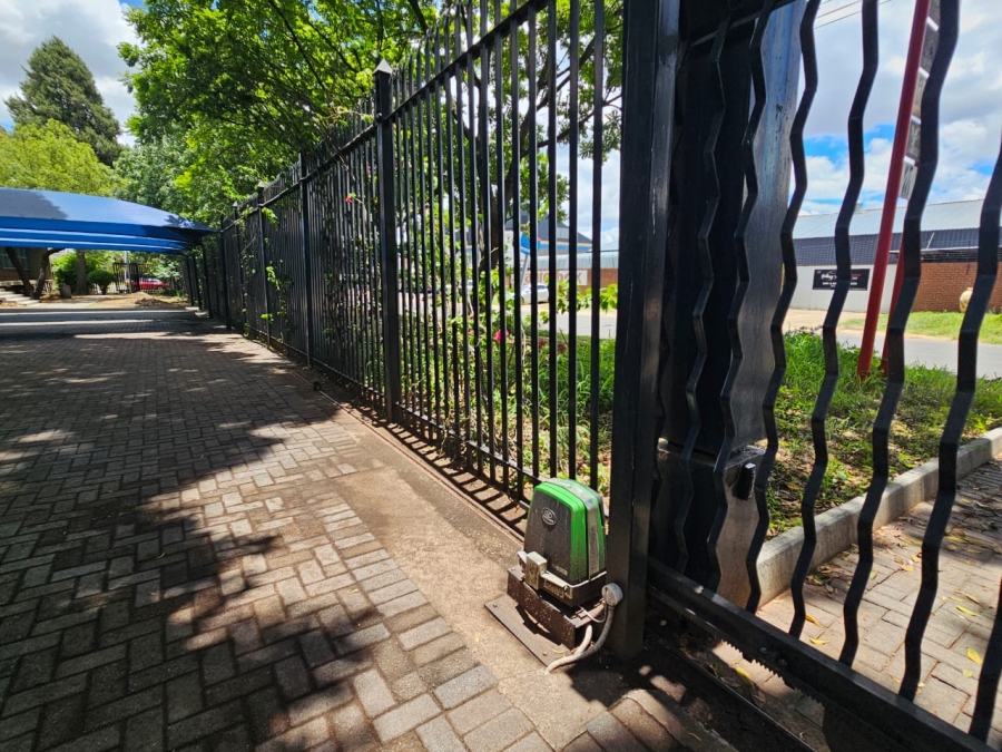 To Let commercial Property for Rent in Koedoespoort Industrial Gauteng