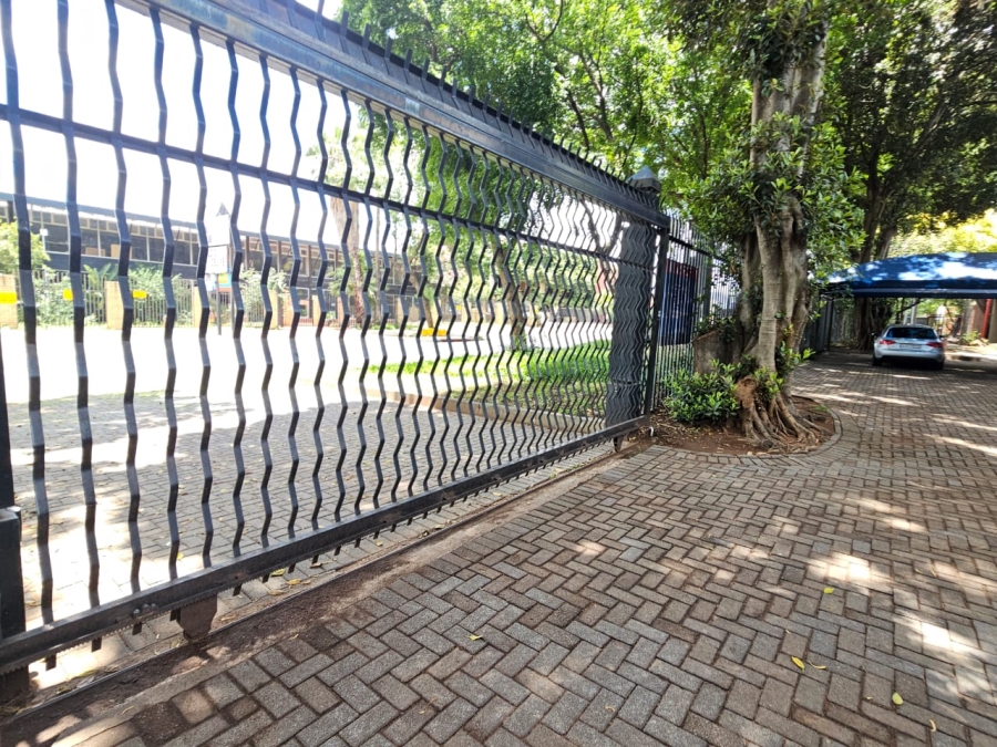 To Let commercial Property for Rent in Koedoespoort Industrial Gauteng