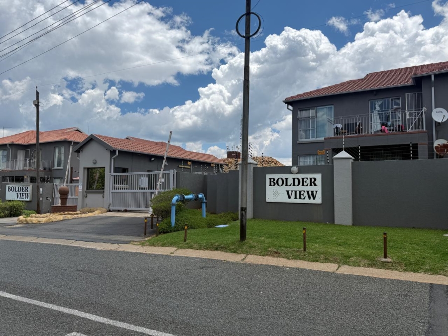 3 Bedroom Property for Sale in Risana Gauteng