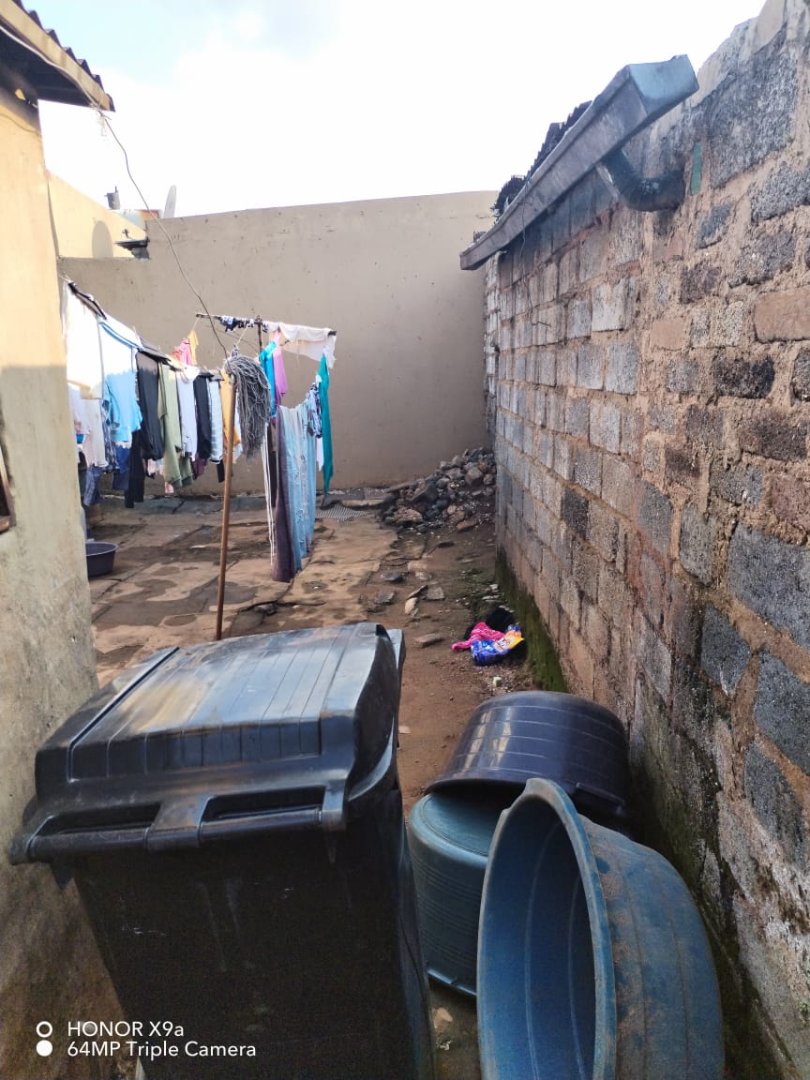 5 Bedroom Property for Sale in Tembisa Central Gauteng