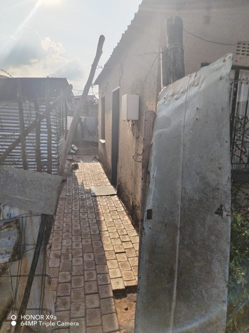 5 Bedroom Property for Sale in Tembisa Central Gauteng