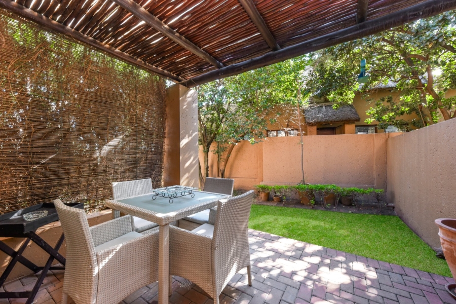 To Let 2 Bedroom Property for Rent in Douglasdale Gauteng