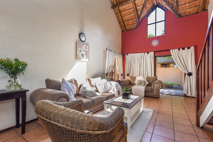 To Let 2 Bedroom Property for Rent in Douglasdale Gauteng