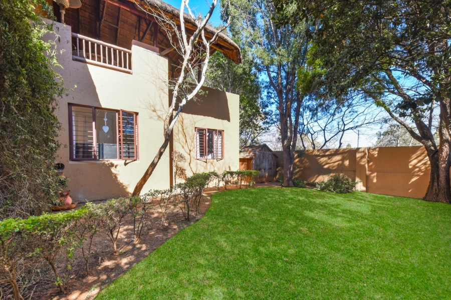 To Let 2 Bedroom Property for Rent in Douglasdale Gauteng