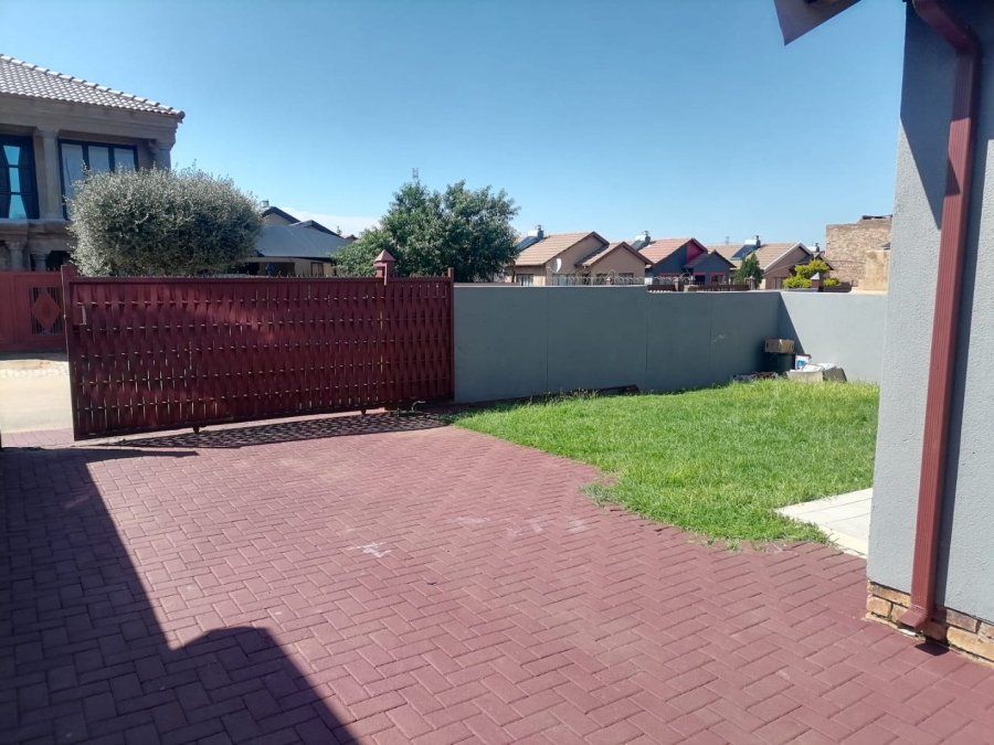 To Let 3 Bedroom Property for Rent in Soshanguve VV Gauteng