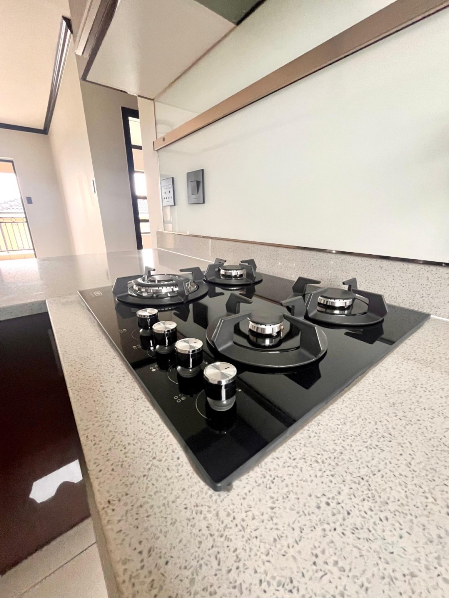 To Let 2 Bedroom Property for Rent in Blue Hills Gauteng