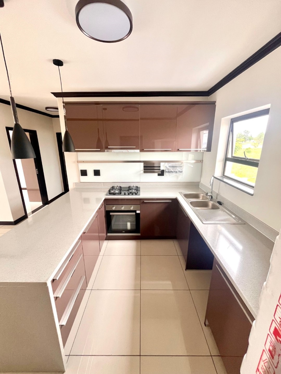 To Let 2 Bedroom Property for Rent in Blue Hills Gauteng