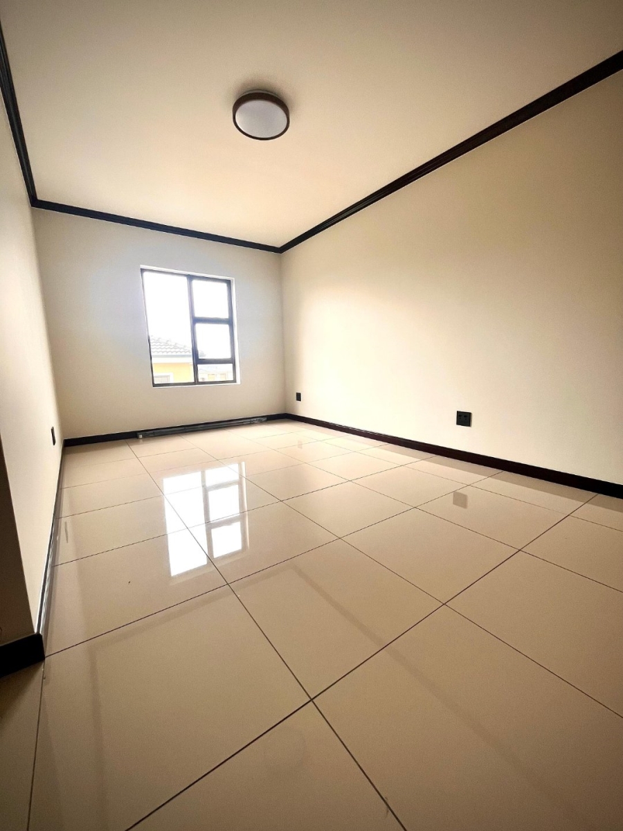 To Let 2 Bedroom Property for Rent in Blue Hills Gauteng