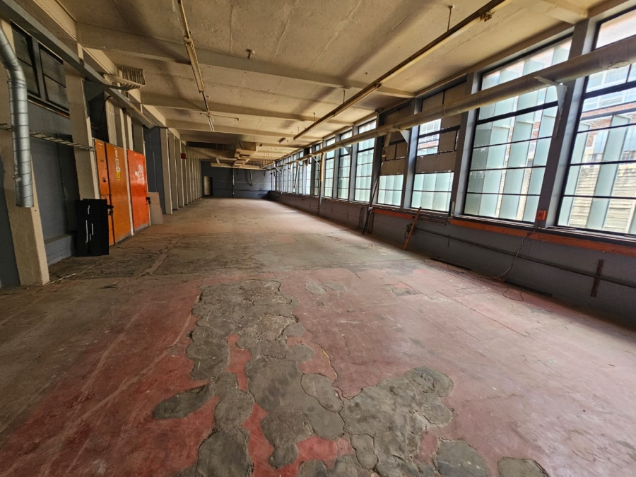 Commercial Property for Sale in Koedoespoort Industrial Gauteng