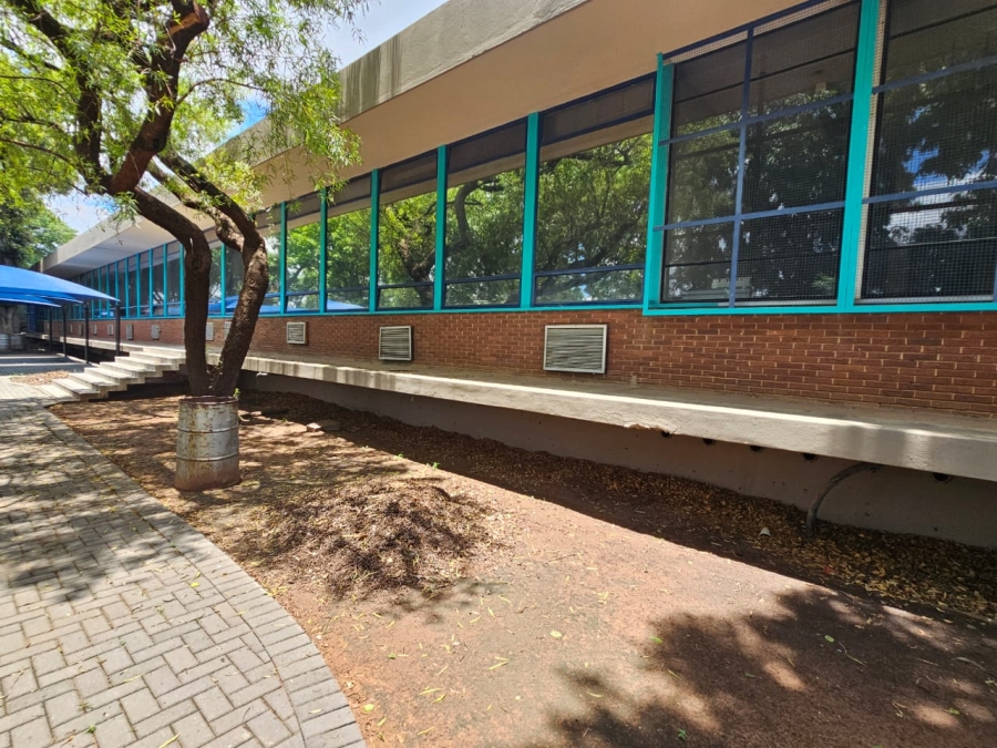 Commercial Property for Sale in Koedoespoort Industrial Gauteng