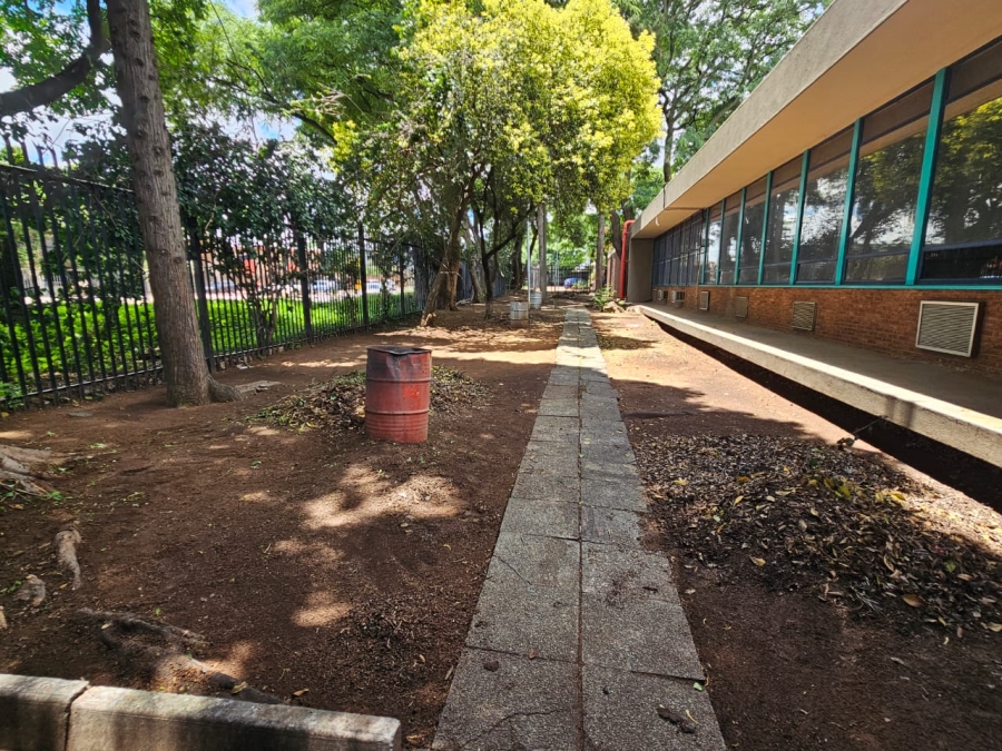 Commercial Property for Sale in Koedoespoort Industrial Gauteng