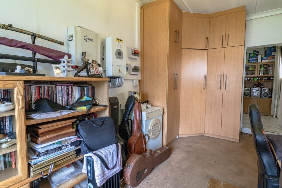 3 Bedroom Property for Sale in Brackenhurst Gauteng