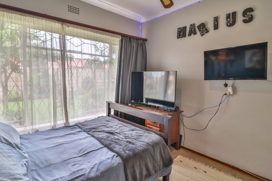 3 Bedroom Property for Sale in Brackenhurst Gauteng