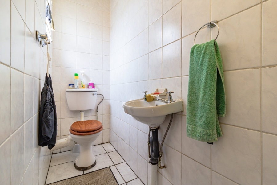 3 Bedroom Property for Sale in Brackenhurst Gauteng