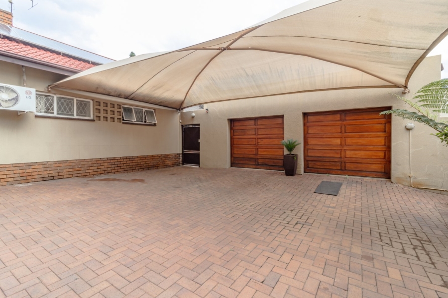 3 Bedroom Property for Sale in Brackenhurst Gauteng