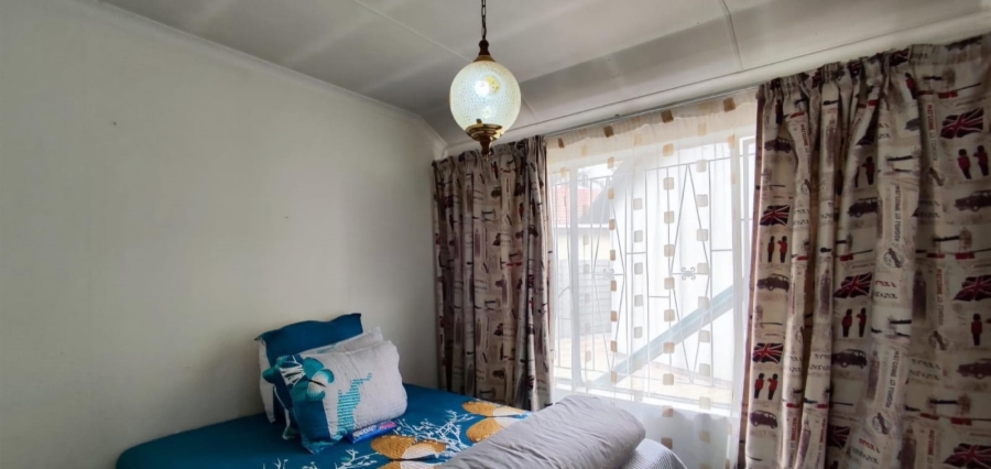 5 Bedroom Property for Sale in Bakerton Gauteng