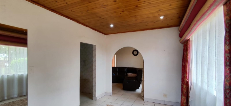 5 Bedroom Property for Sale in Bakerton Gauteng