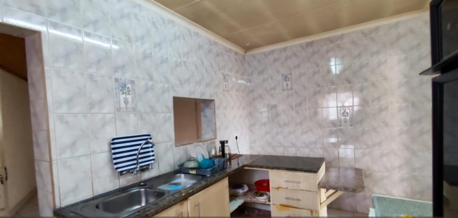 5 Bedroom Property for Sale in Bakerton Gauteng
