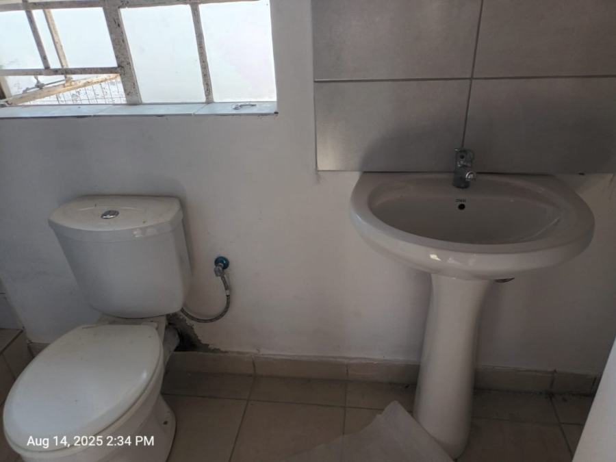 To Let 1 Bedroom Property for Rent in President Park Gauteng