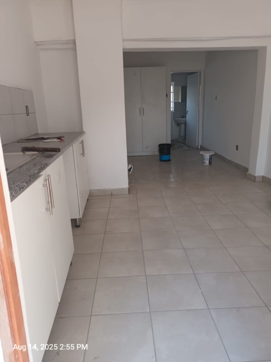 To Let 1 Bedroom Property for Rent in President Park Gauteng