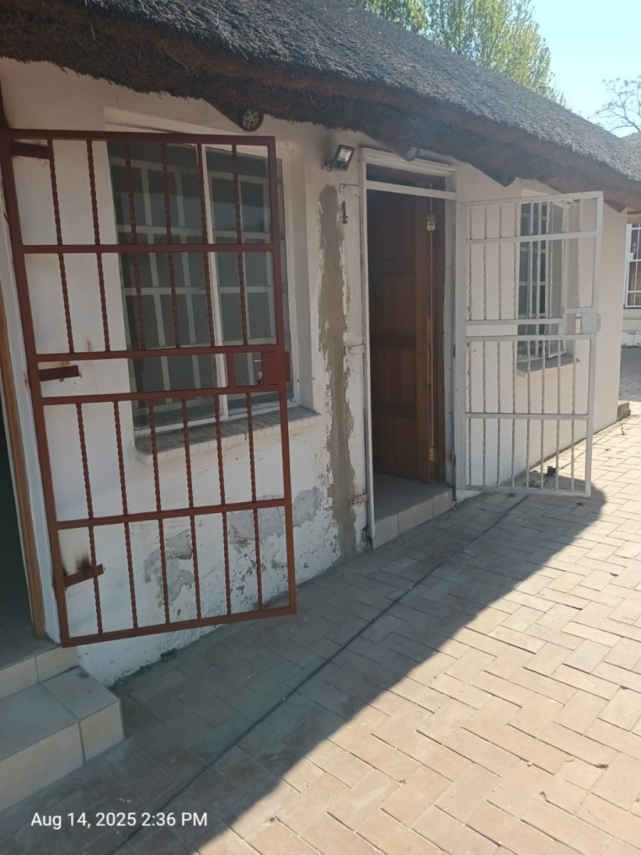 To Let 1 Bedroom Property for Rent in President Park Gauteng