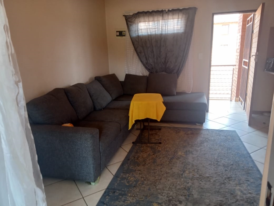 To Let 2 Bedroom Property for Rent in Noordwyk Gauteng