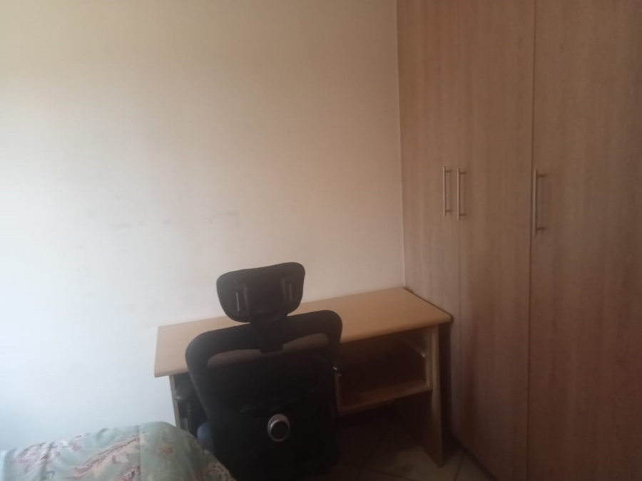 To Let 2 Bedroom Property for Rent in Noordwyk Gauteng