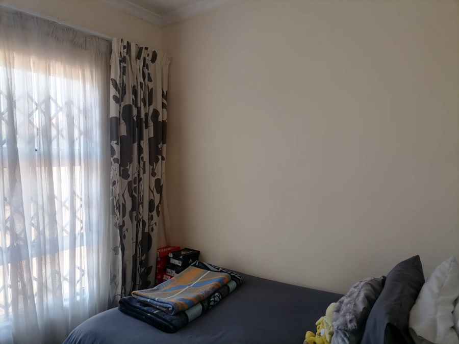 3 Bedroom Property for Sale in Protea Glen Gauteng