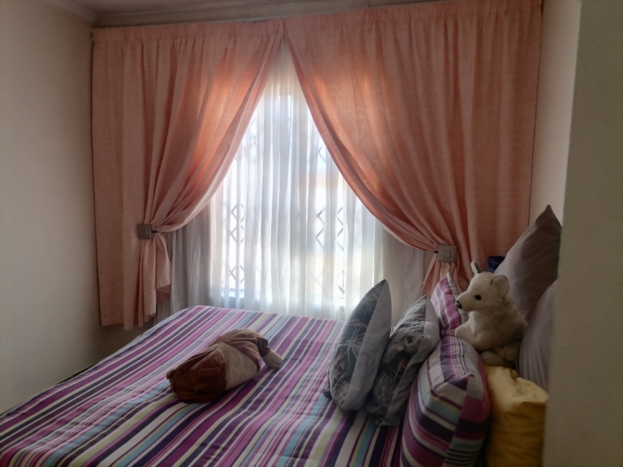 3 Bedroom Property for Sale in Protea Glen Gauteng