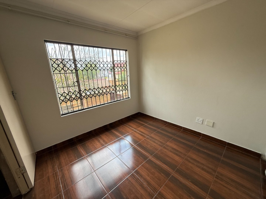 3 Bedroom Property for Sale in Rooihuiskraal Gauteng