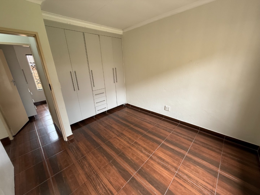 3 Bedroom Property for Sale in Rooihuiskraal Gauteng