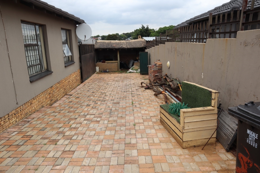 3 Bedroom Property for Sale in Mindalore Gauteng