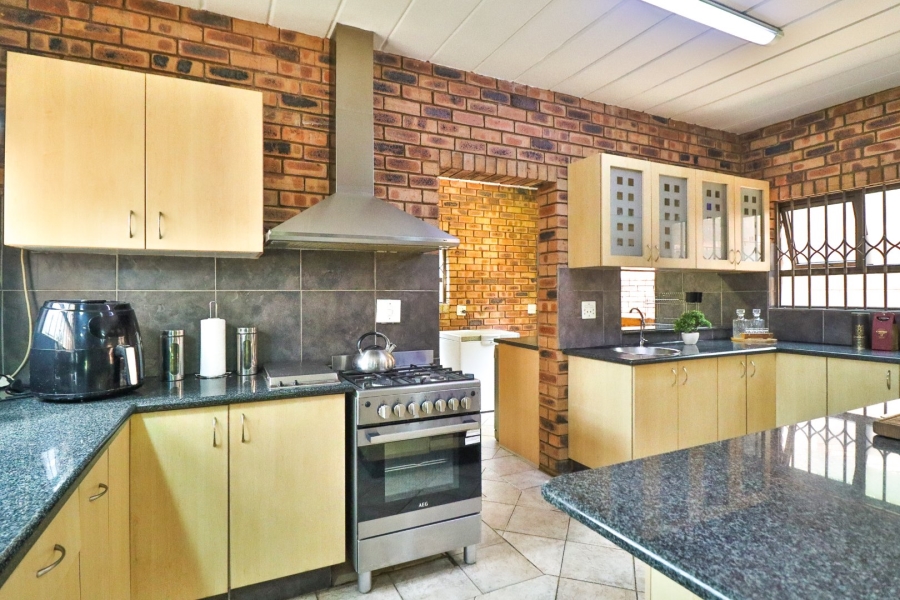 4 Bedroom Property for Sale in Wonderboom Gauteng