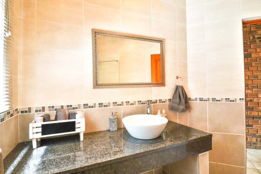 4 Bedroom Property for Sale in Wonderboom Gauteng