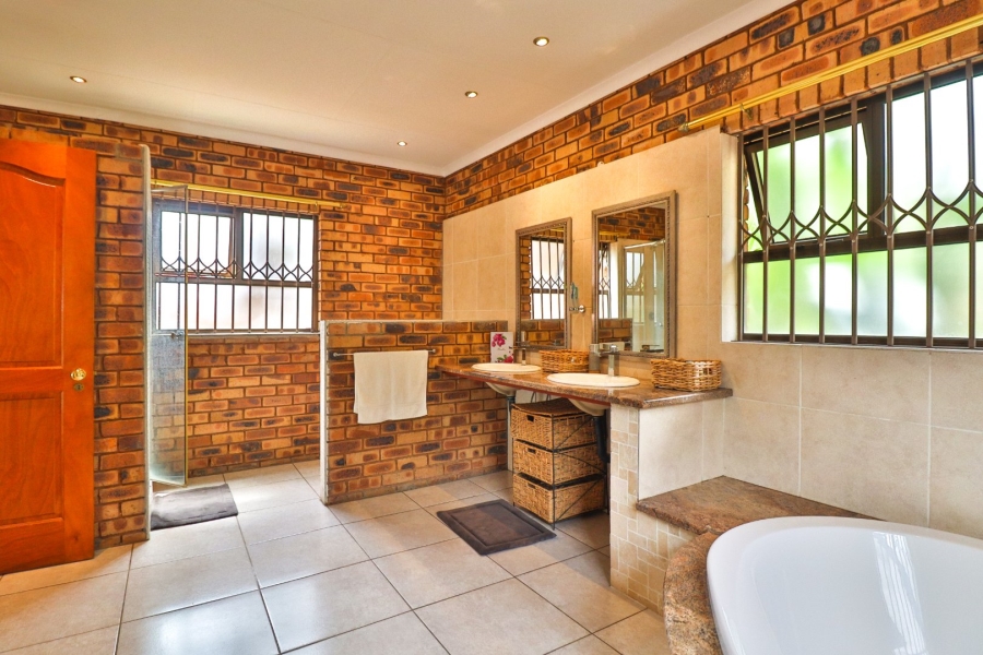 4 Bedroom Property for Sale in Wonderboom Gauteng