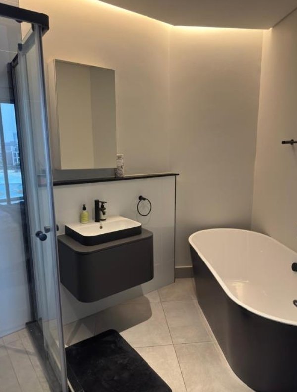 To Let 2 Bedroom Property for Rent in Waterfall Gauteng