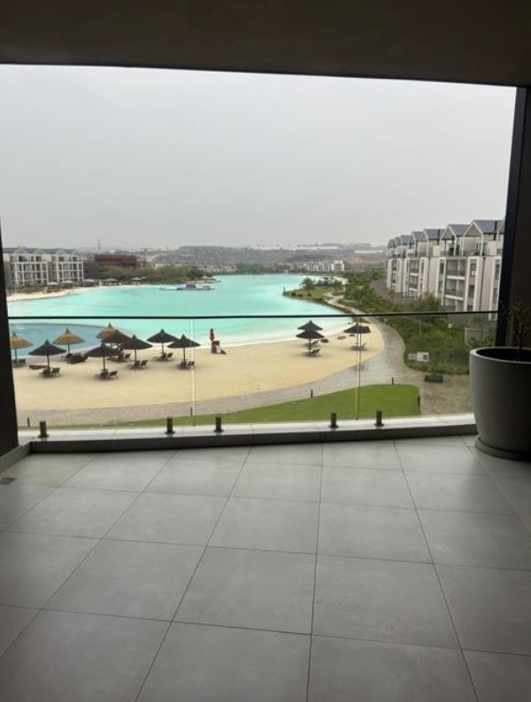 To Let 2 Bedroom Property for Rent in Waterfall Gauteng