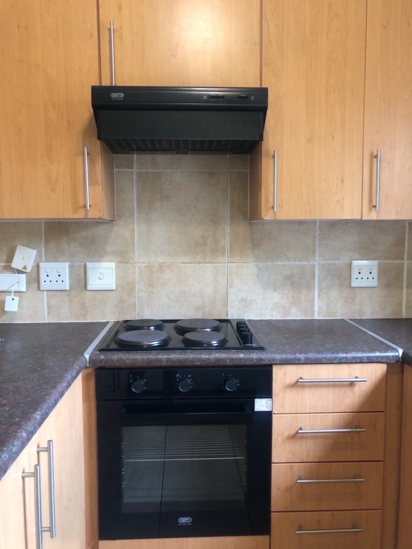To Let 2 Bedroom Property for Rent in Douglasdale Gauteng
