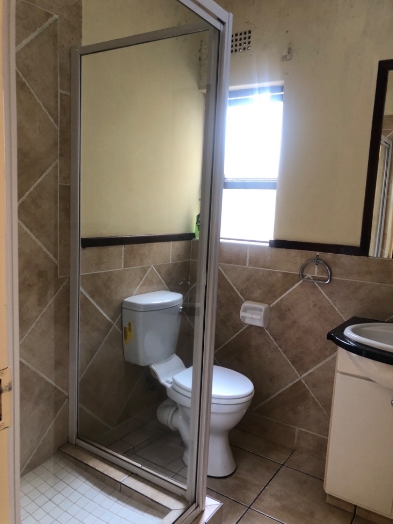 To Let 2 Bedroom Property for Rent in Douglasdale Gauteng