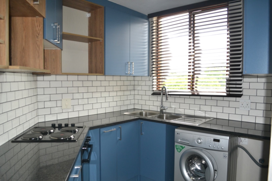 To Let 2 Bedroom Property for Rent in Victory Park Gauteng