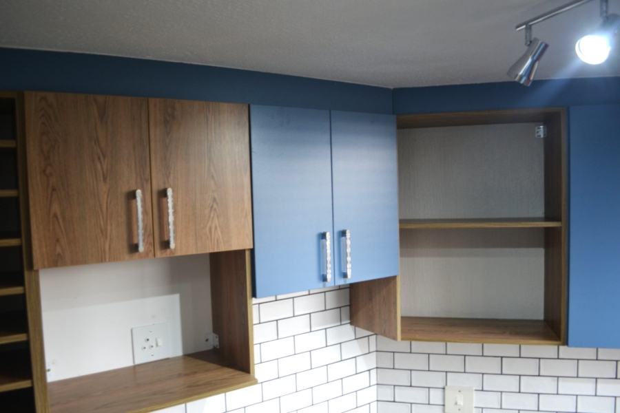 To Let 2 Bedroom Property for Rent in Victory Park Gauteng