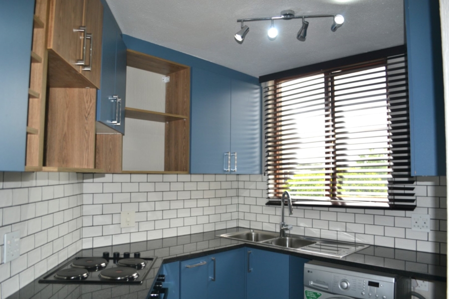 To Let 2 Bedroom Property for Rent in Victory Park Gauteng