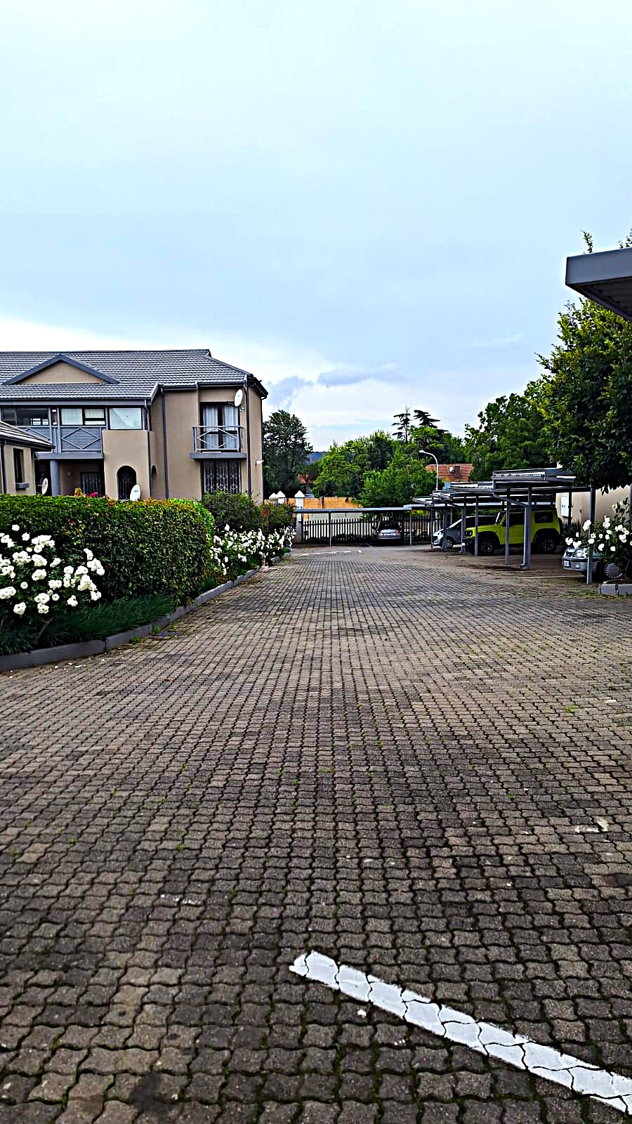 To Let 2 Bedroom Property for Rent in Victory Park Gauteng